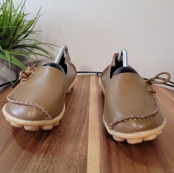 Socofy Soft Tan Leather Moccasins Rubber Bottoms Lace up Handmade Size 40 - Picture 4 of 14